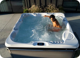 Caldera Utopia Series with FreshWater IQ Salt System