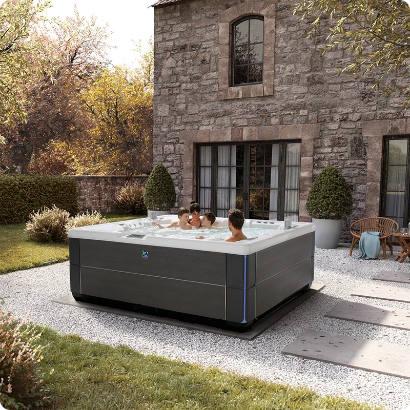 envoy hot tub