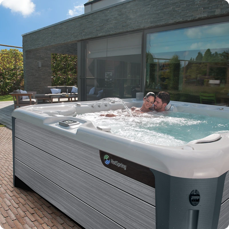 envoy hot tub