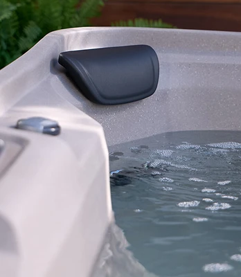 Image of Freeflow Series hot tub