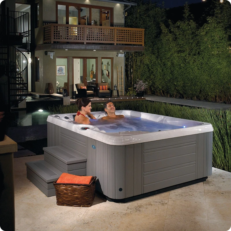 Kauai hot tub