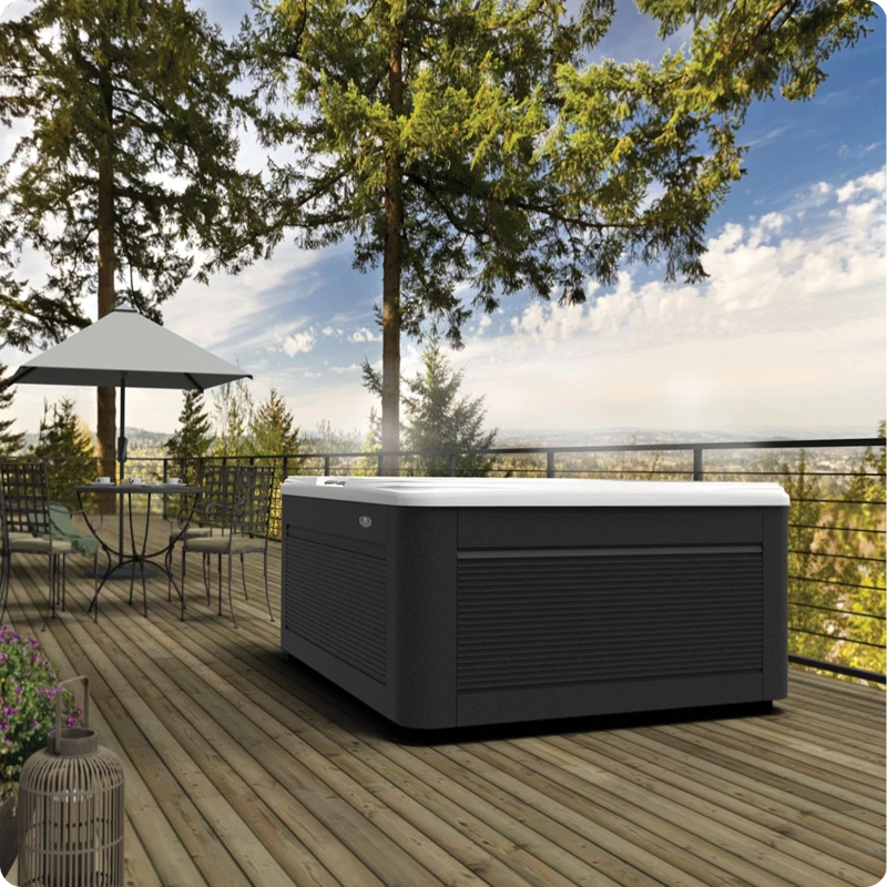 Marino hot tub