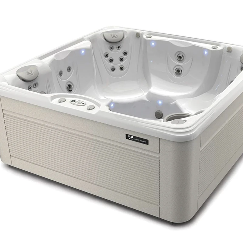 Marino hot tub