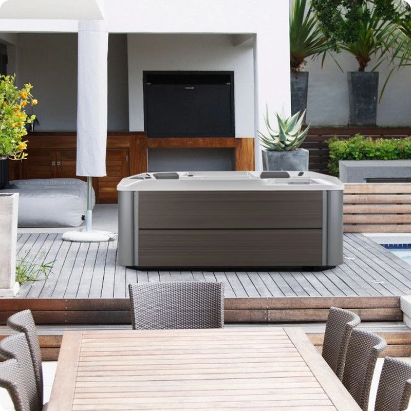 Pace hot tub