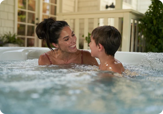 Salina hot tub