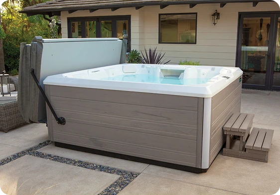 7-Person Hot Tubs