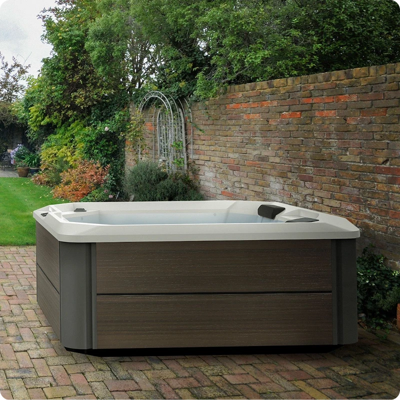 SX hot tub