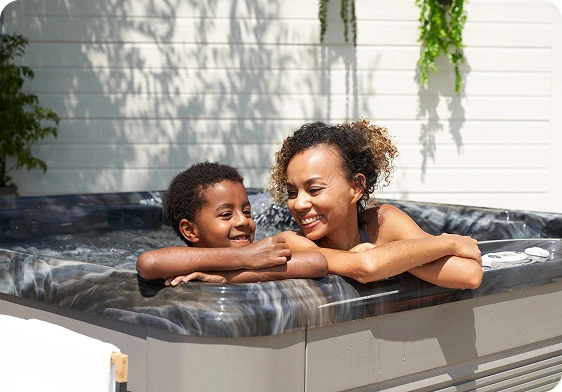 Tarino hot tub