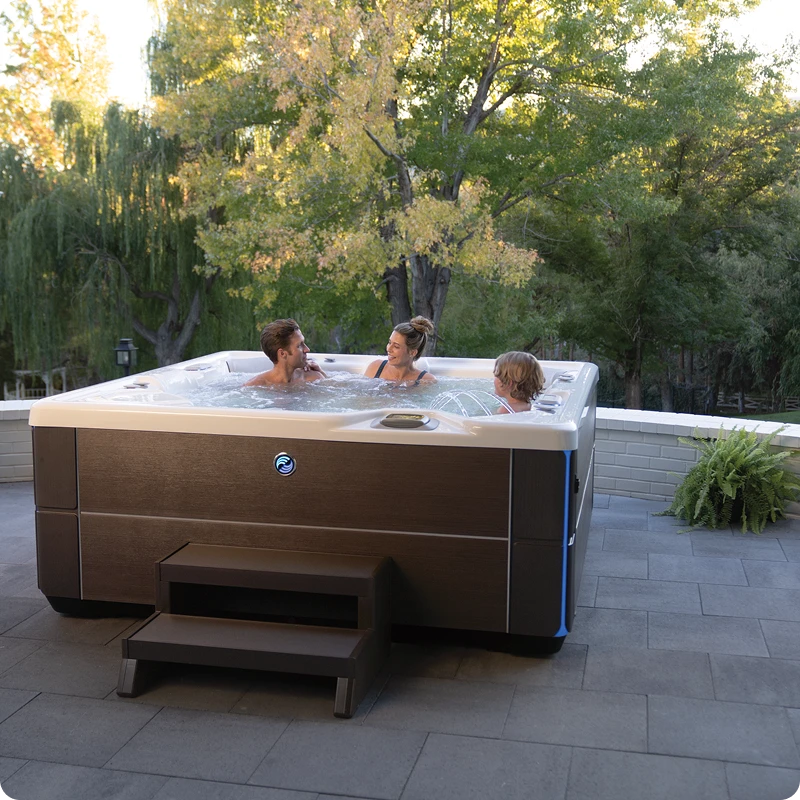 vanguard hot tub