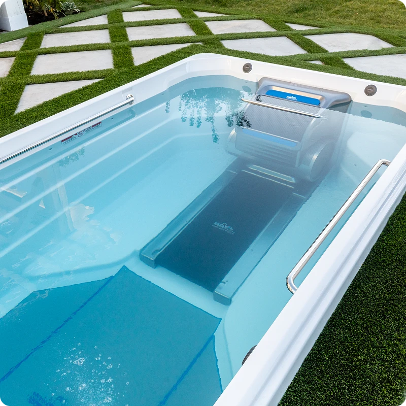 E2000 Swim Spa